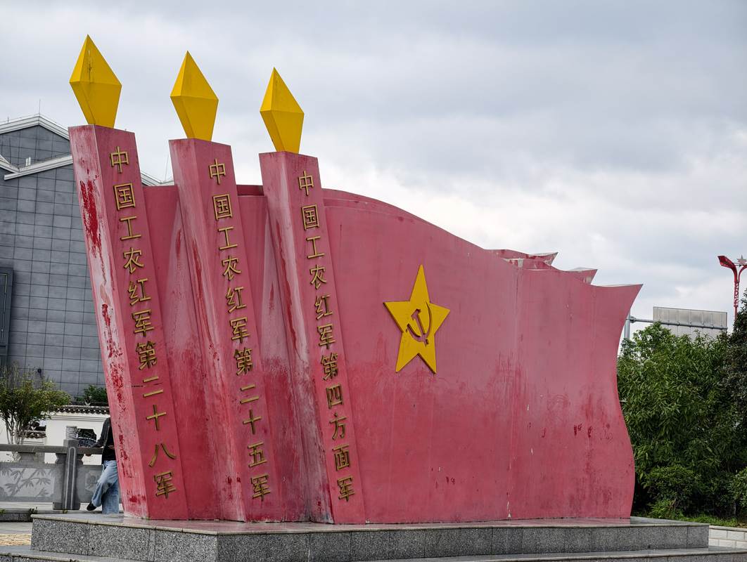 104246.jpg 104246.jpg